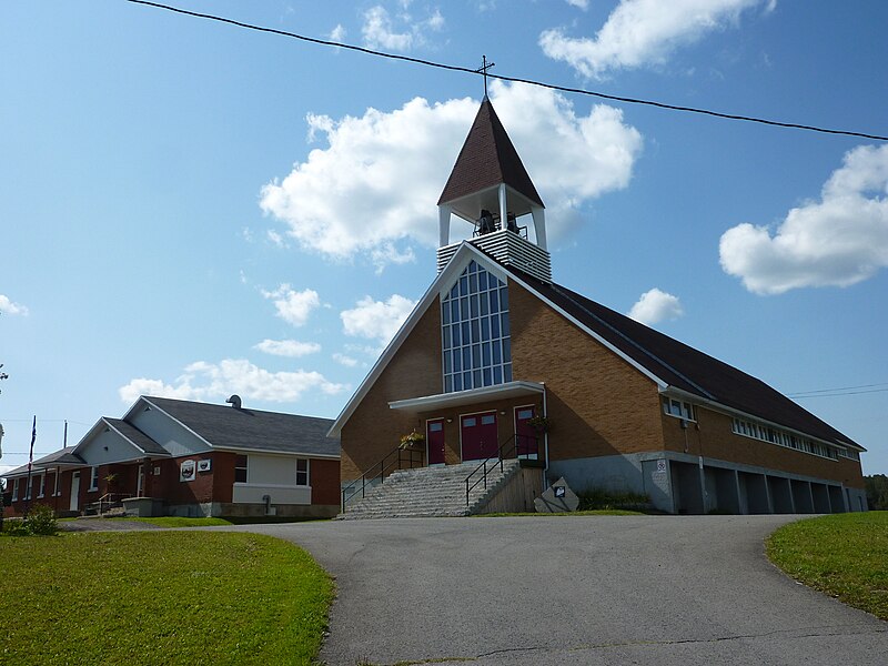 File:Saint-Cléophas - Église.JPG