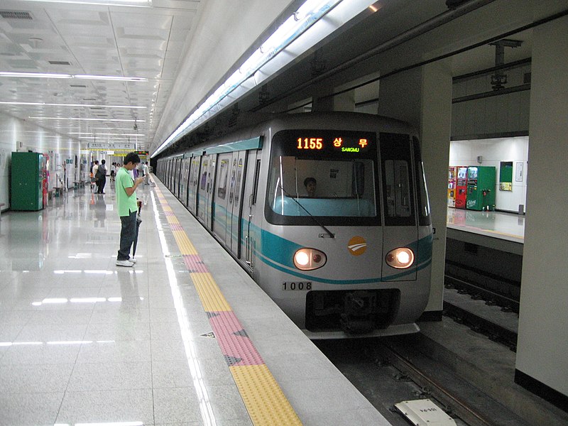 File:Subway gwangju.jpg