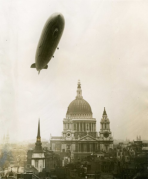 File:Zeppelin over St. Paul's.jpg