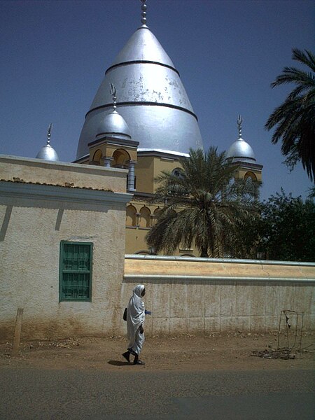 File:Mahdi Grave in Omdurman.jpg