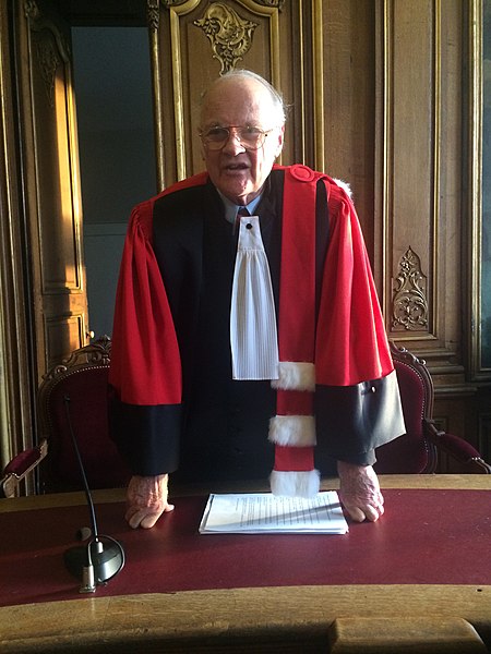 File:Professeur Jean Pradel.jpg