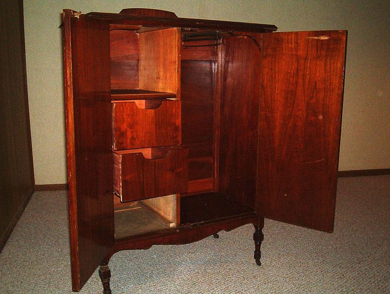 File:Chifforobe.jpg