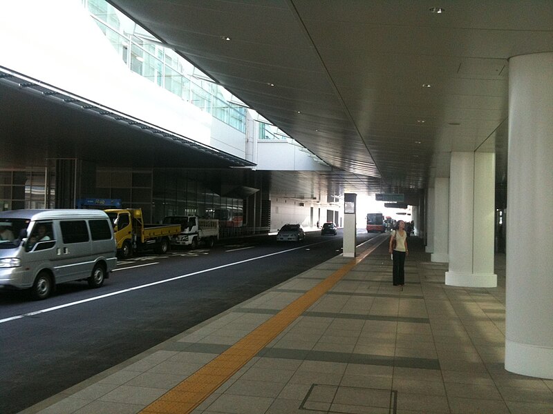 File:Haneda International Terminal GF.JPG