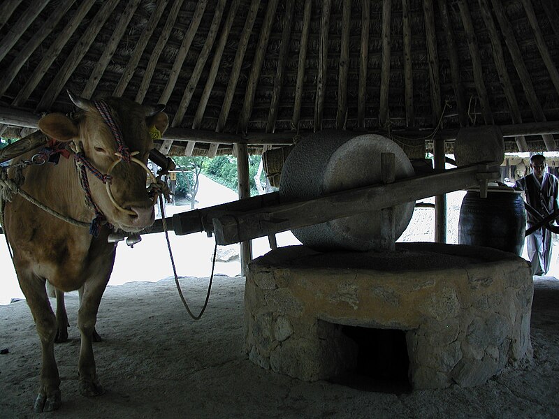 File:Korean.Folk.Village-Minsokchon-10.jpg