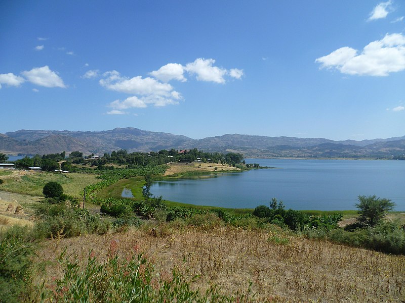 Файл:Lake Hayq.jpg