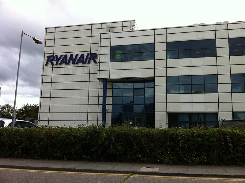 File:Ryanair HQ.jpg