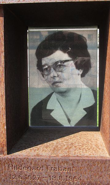 File:Window hildegardtrabant.jpg