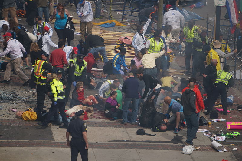 Archivo:Boston Marathon explosions (8652877581).jpg