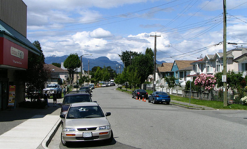 File:Kingsway @ Perry.JPG