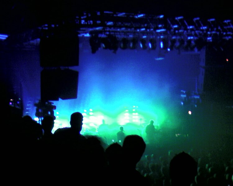 File:Massiveattack930Sept292006.jpg