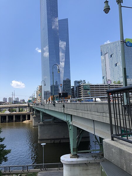 File:Philadelphia Walnut Street Bridge.jpg