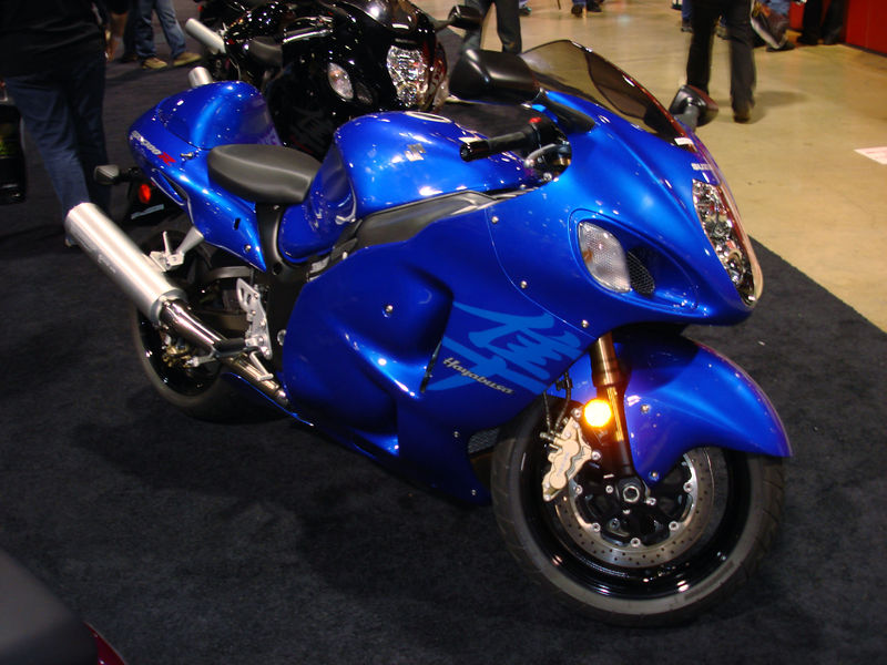 File:2007SuzukiGSX1300R-001.jpg