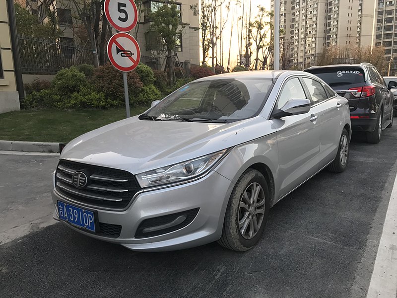 Файл:Besturn B50 II 03.jpg