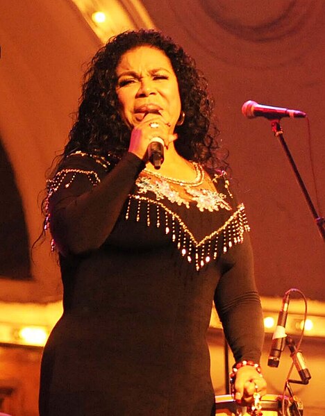 File:Eva Ayllón (cropped).jpg