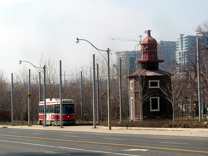 File:Fleet lighthouse loop.JPG