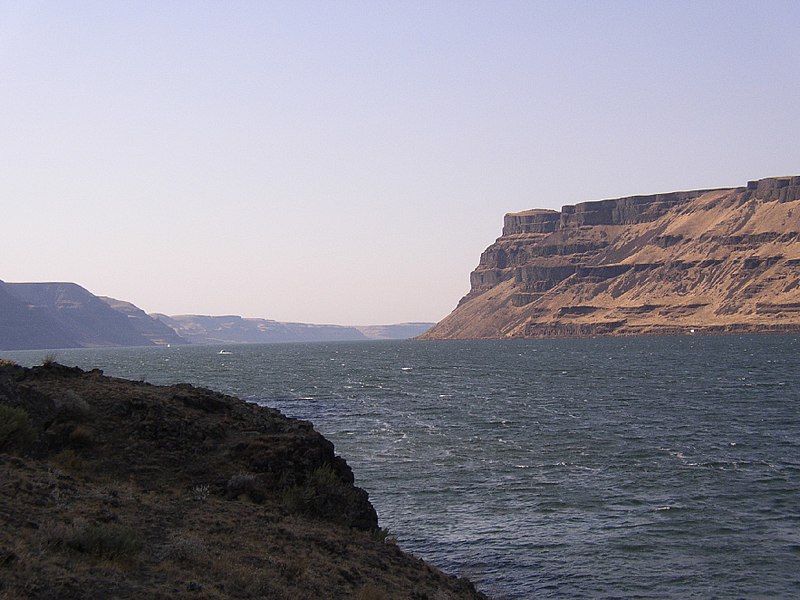 Файл:Wallula-Gap--Looking-South.jpg