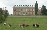 白金汉郡沃顿大楼（英语：Wotton House）（1714年），可能由伊麗莎白·威伯拉罕设计