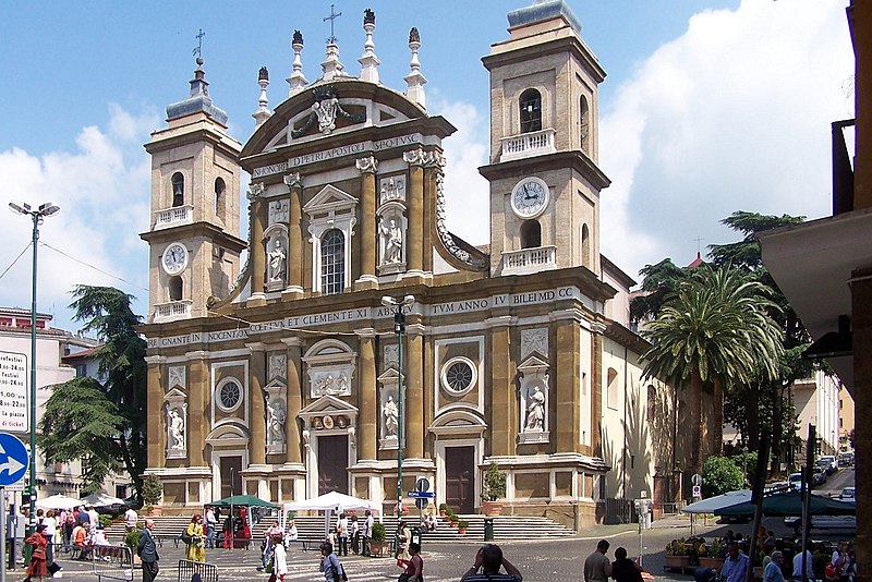 File:Frascati 1 BW.JPG