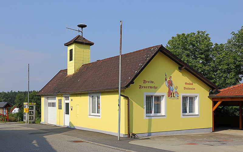 File:Freiwillige Feuerwehr Breitensee 2019-07.jpg