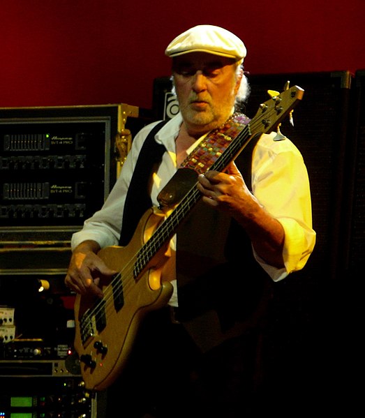 Archivo:JohnMcVie.JPG