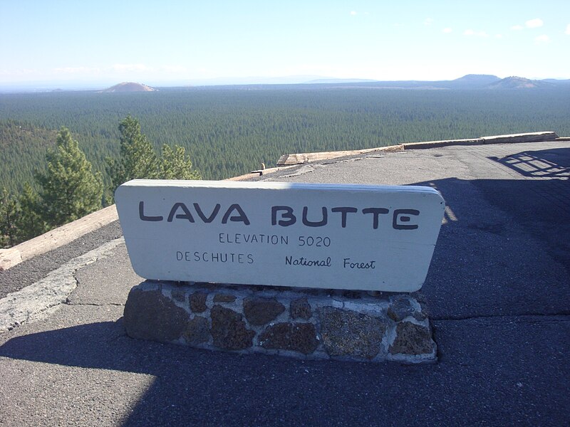 File:Lava Butte sign.JPG