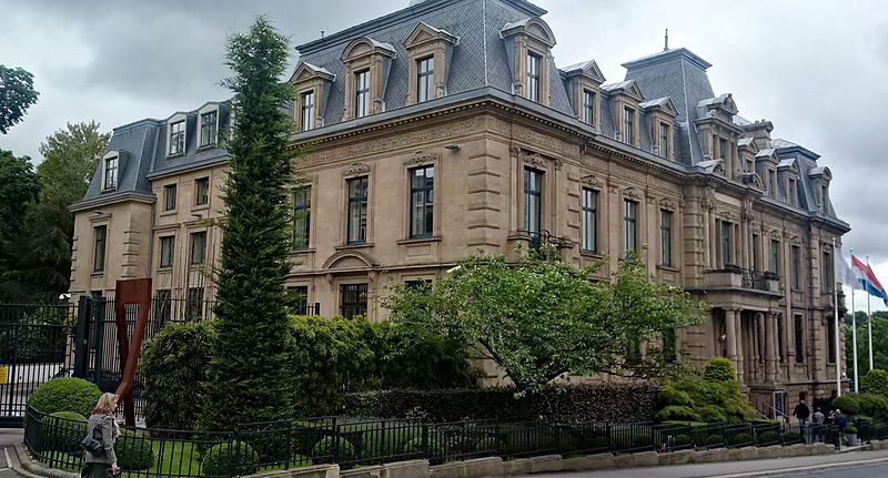 Archivo:Luxembourg, Banque centrale.jpg