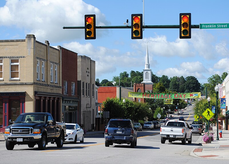 File:Downtown August 2016 .jpg