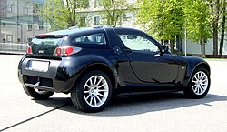 The final production model Smart Roadster Coupe.