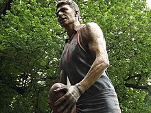 Jim Stynes statue MCG.jpg