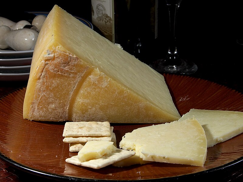 Файл:Lancashire cheese.jpg