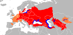 Distribución habitual del siluro. Se muestra su hábitat natural (rojo), áreas donde ha sido introducido (naranja) y zonas marítimas en las cuales ha sido avistado (azul).