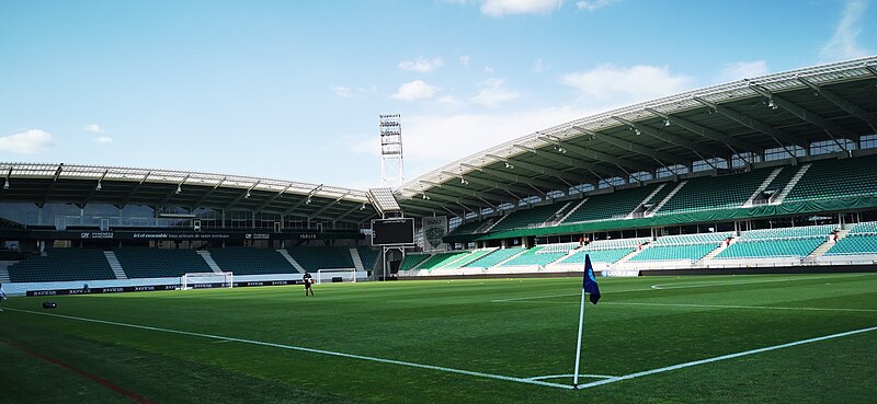 File:Stade du Hameau 06-08-22.jpg