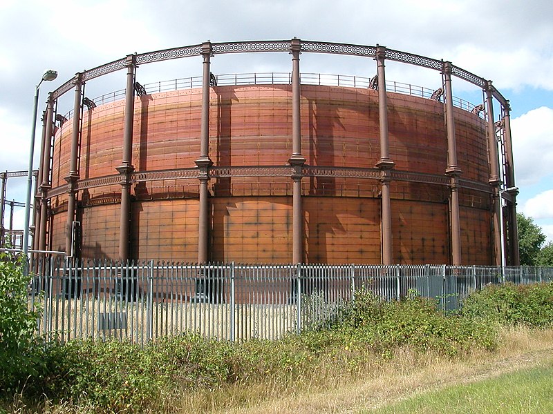 File:Gasometer in East London.jpg