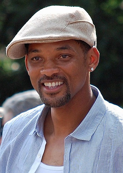 Файл:WillSmithMay10.jpg