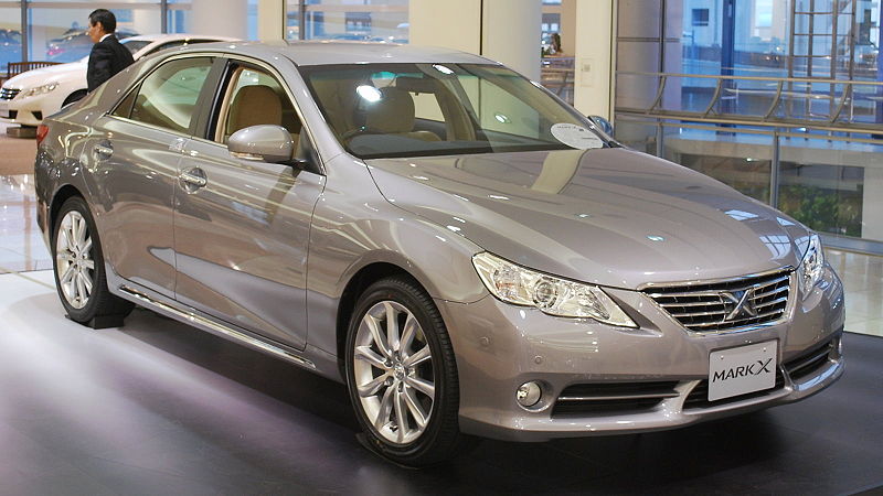 Файл:2009 Toyota Mark-X 01.jpg