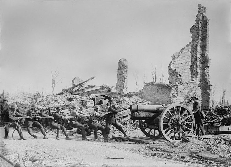 File:6inch26cwtHowitzerBoesinghe16August1917.jpg