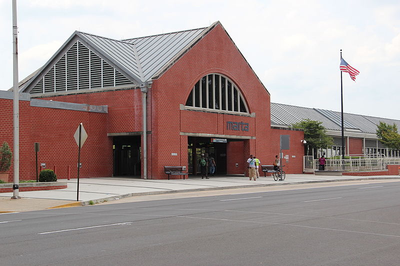 File:East Point (MARTA station).JPG