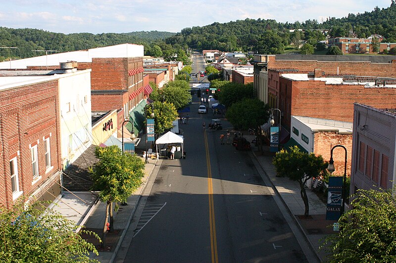 File:Main St Galax Va.JPG