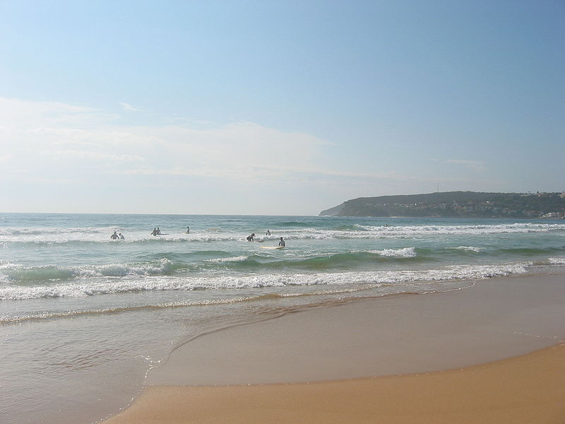 File:Manly beach looking east.jpg