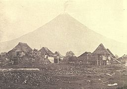 Mayon in 1899.