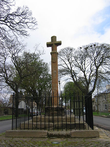 File:OrmistonCross01.jpg