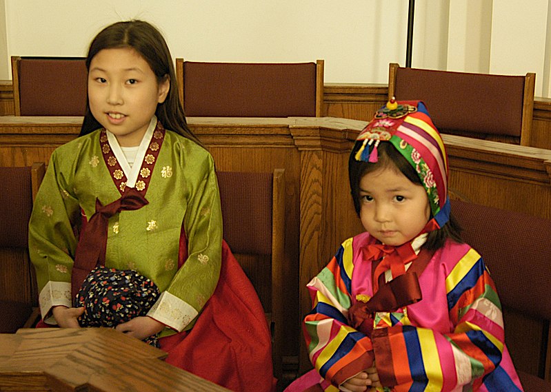 File:Korean costume-Hanbok-children.jpg