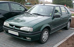 Хетчбэк Renault 19 (1992—1996)