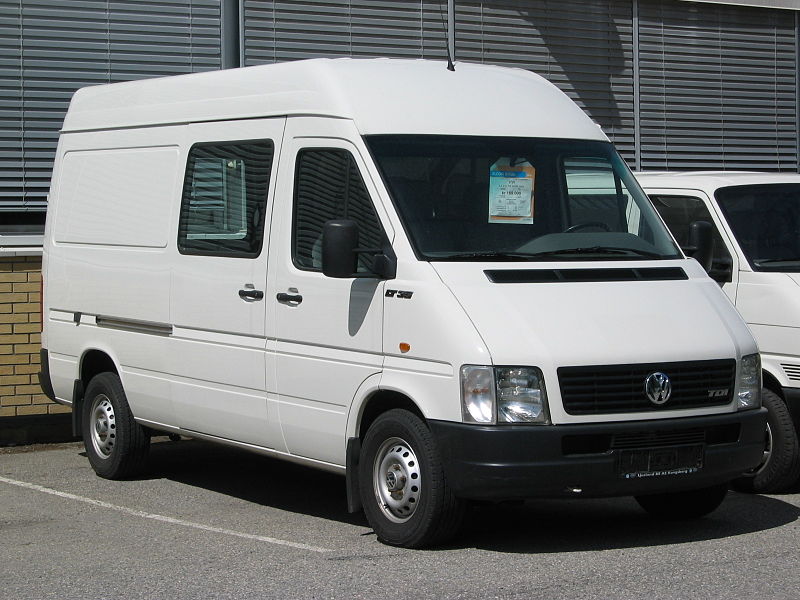 File:VW LT35 2.5Tdi 2002.jpg