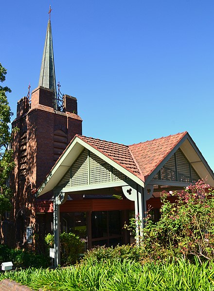 File:(1)Roseville Uniting Church.jpg