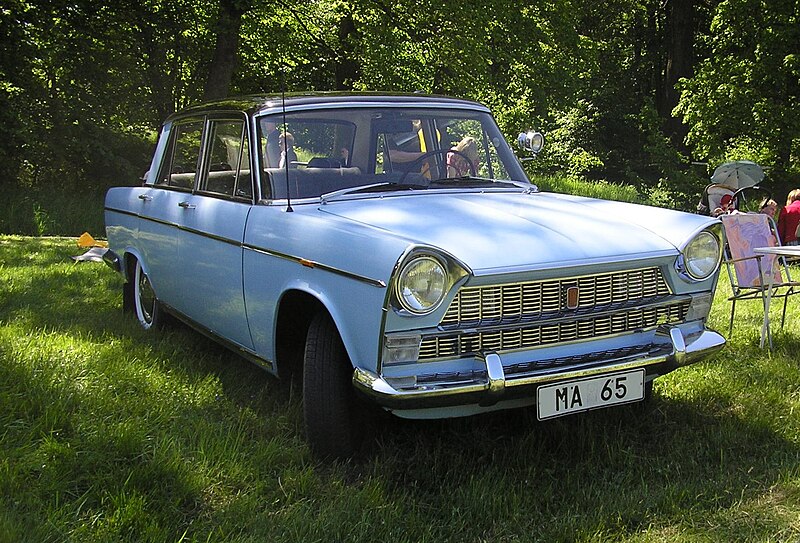 Файл:1959Fiat2100DeLuxe.jpg