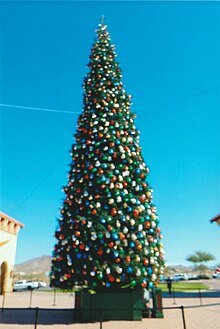 Anthem-Christmas Tree-2017.jpg