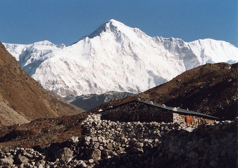 Archivo:ChoOyu-fromGokyo.jpg