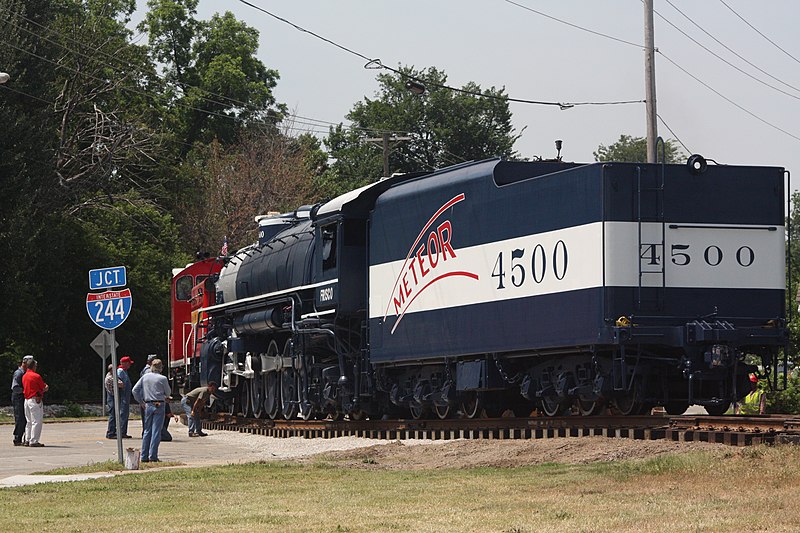 File:Meteor 4500.jpg