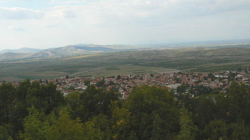 File:Perushtitsa-hill-view.jpg